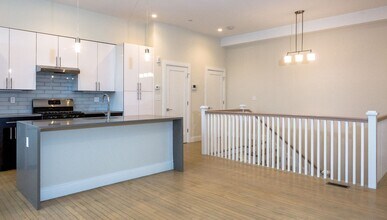 11 Newcomb St in Boston, MA - Building Photo - Building Photo