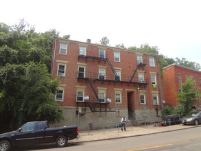 2231 Vine St in Cincinnati, OH - Building Photo - Building Photo