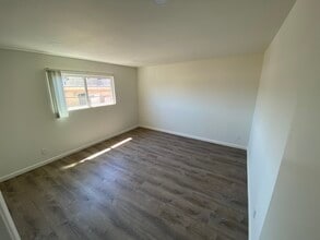 1525 S Saltair Ave in Los Angeles, CA - Building Photo - Building Photo