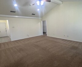 5717 89th St in Lubbock, TX - Building Photo - Building Photo