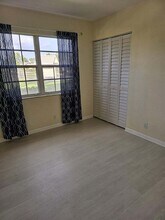 1554 SE Royal Green Cir in Port St. Lucie, FL - Building Photo - Building Photo