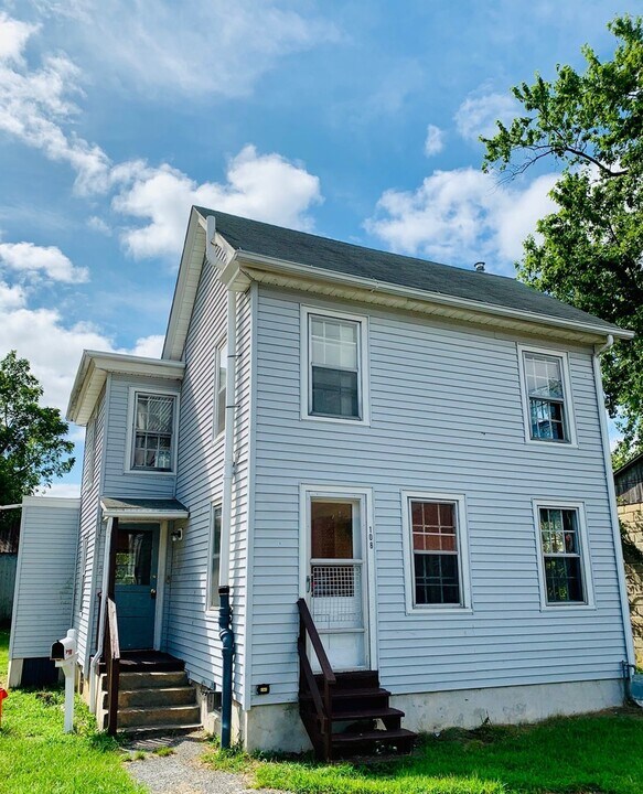 108 S 5th St in Millville, NJ - Building Photo