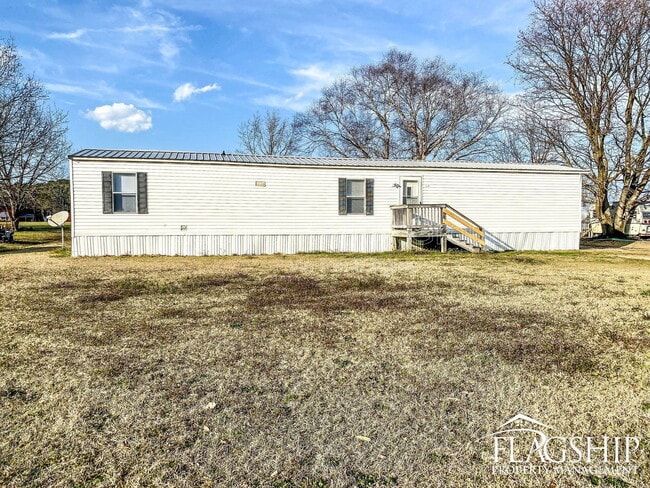 126 Radford Dr in Goldsboro, NC - Building Photo - Building Photo