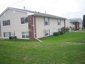 1125-1133 Dixon Dr Apartments