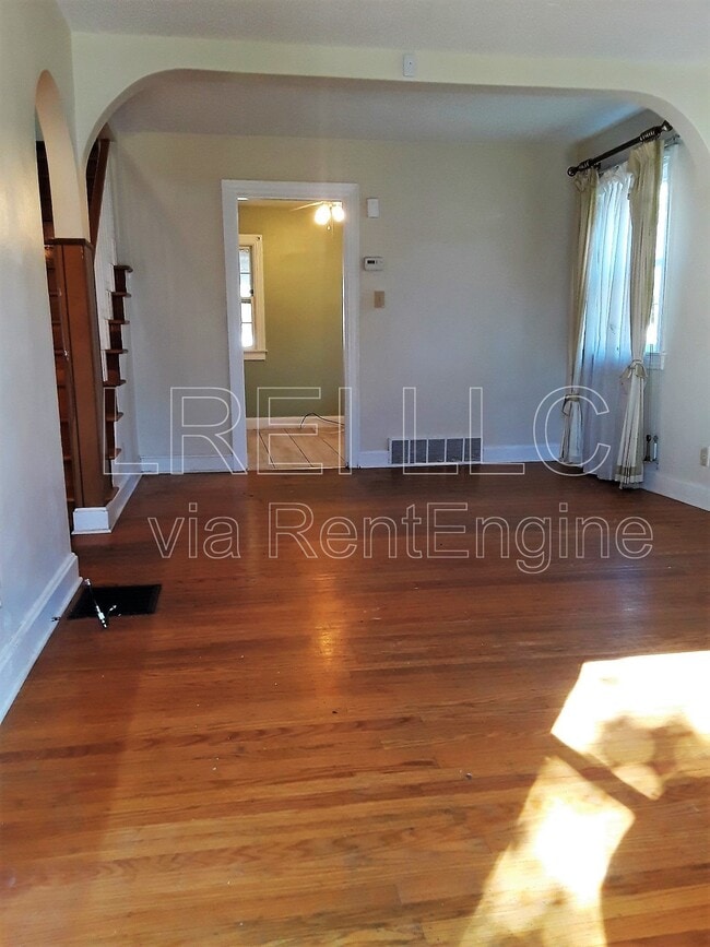 1025 Carlisle Ave in Louisville, KY - Building Photo - Building Photo