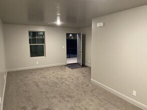 184 Lone Rock Dr in Hurricane, UT - Building Photo - Building Photo