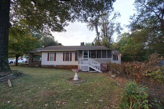 1194 Birmingham St in Birmingham, AL - Building Photo - Building Photo