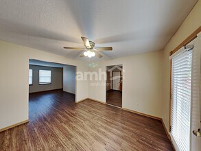 875 Maher Dr in Lancaster, OH - Building Photo - Building Photo