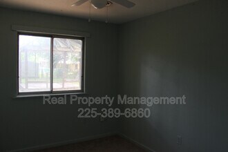 8624 Marcel Ave in Baton Rouge, LA - Building Photo - Building Photo