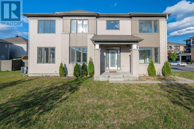 2307 Watercolours Way in Ottawa, ON - Building Photo - Building Photo