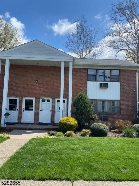1 Colonial Dr in Little Falls, NJ - Building Photo - Building Photo