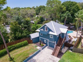 1153 Tookes Rd in Tarpon Springs, FL - Building Photo