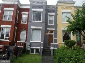 1006 K St NE in Washington, DC - Building Photo