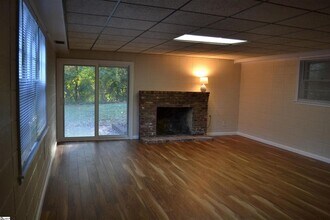 40 Lanneau Dr in Greenville, SC - Building Photo - Building Photo