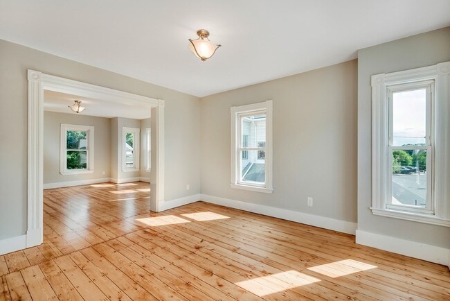 48 Ashland St in Malden, MA - Building Photo - Building Photo