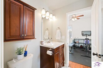 833 S 60th St in Omaha, NE - Building Photo - Building Photo