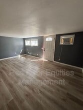 1215 N Columbus St in Lancaster, OH - Building Photo - Building Photo