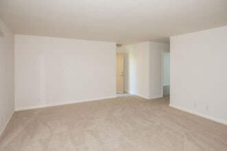 936 Kiely Blvd in Santa Clara, CA - Building Photo - Building Photo