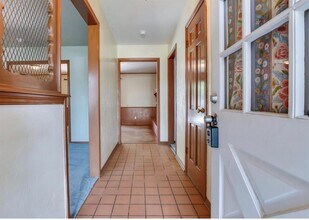 4325 SE 12th St in Del City, OK - Building Photo - Building Photo