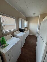 2379 Highland Ave, Unit 2B in Abilene, TX - Foto de edificio - Building Photo