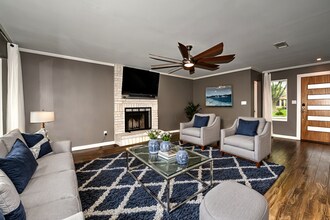 3318 Stoney Country in San Antonio, TX - Building Photo - Building Photo