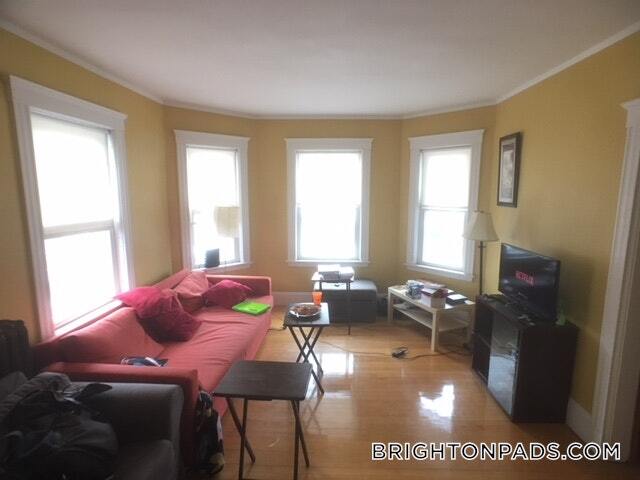 66 Perthshire Rd