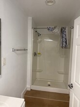 7466 Girard Ave, Unit 7442-A in San Diego, CA - Building Photo - Building Photo