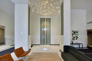 45 RIVER Dr S, Unit 415 in Jersey City, NJ - Building Photo