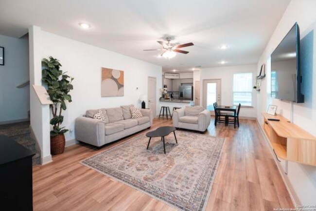 7508 Magnolia Village in San Antonio, TX - Building Photo - Building Photo