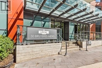 50 Bruyeres Mews in Toronto, ON - Building Photo - Building Photo