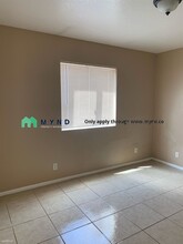 2437 N Amarillo St-Unit -Apt 4 in Casa Grande, AZ - Building Photo - Building Photo