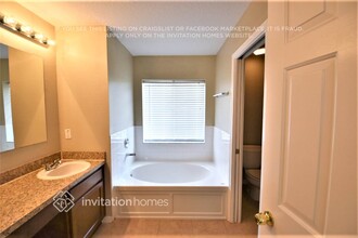 30508 Midtown Ct in Wesley Chapel, FL - Building Photo - Building Photo