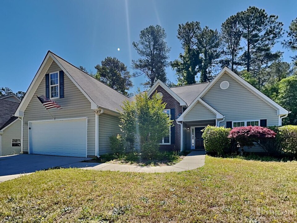 3490 Glen Summit Ln in Snellville, GA - Building Photo