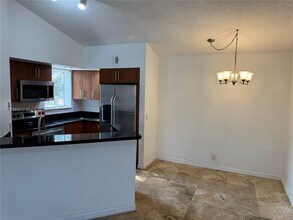 3460 Pinewalk Dr N in Margate, FL - Building Photo - Building Photo