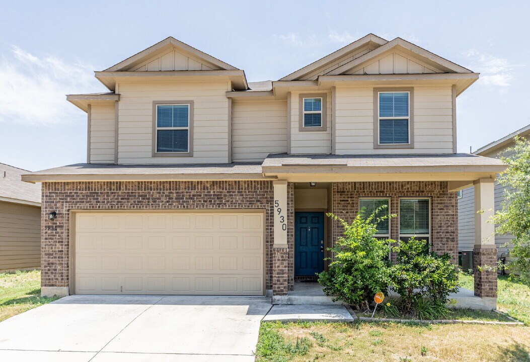 5930 Ivans Farm in San Antonio, TX - Building Photo