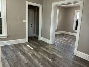 228 N 34th St in Milwaukee, WI - Building Photo - Building Photo