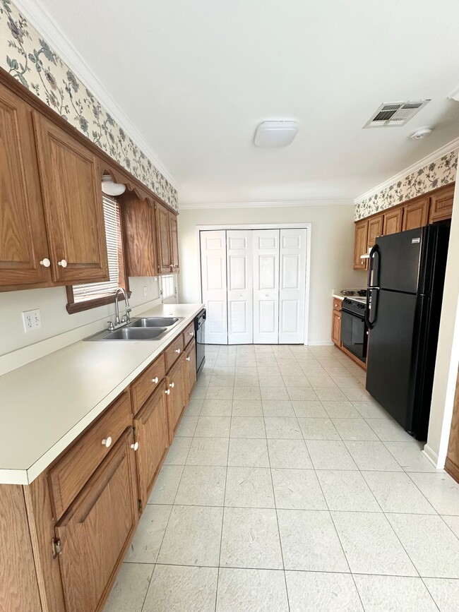 122 Mall Cir in Houma, LA - Building Photo - Building Photo