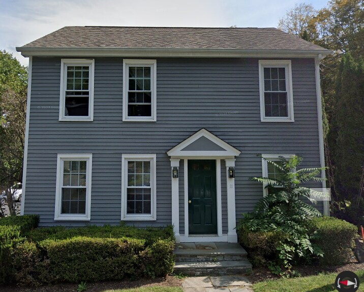 11 Maple St, Unit A in Chester, CT - Building Photo