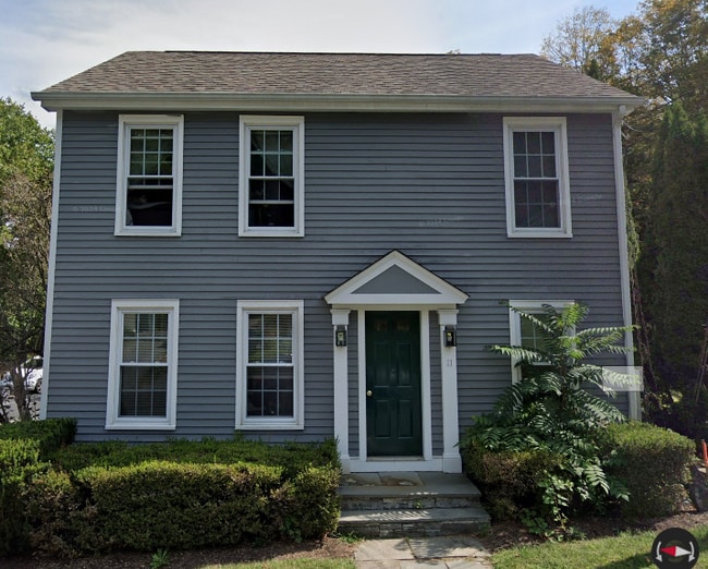 11 Maple St, Unit A
