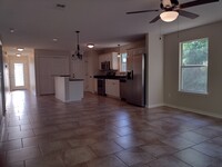 357 Apple Dr photo'