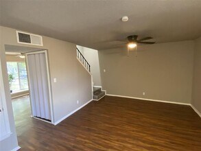 1208 Churing Dr in San Antonio, TX - Building Photo - Building Photo