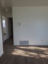 937-939 Lowry St in Moses Lake, WA - Building Photo - Building Photo