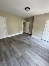 631 Melwood Ave in Pittsburgh, PA - Foto de edificio - Building Photo