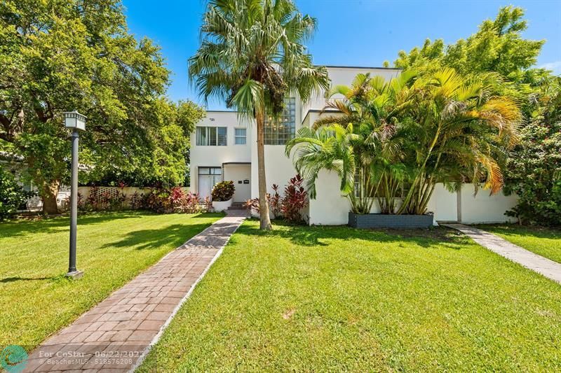 1442 Polk St in Hollywood, FL - Building Photo