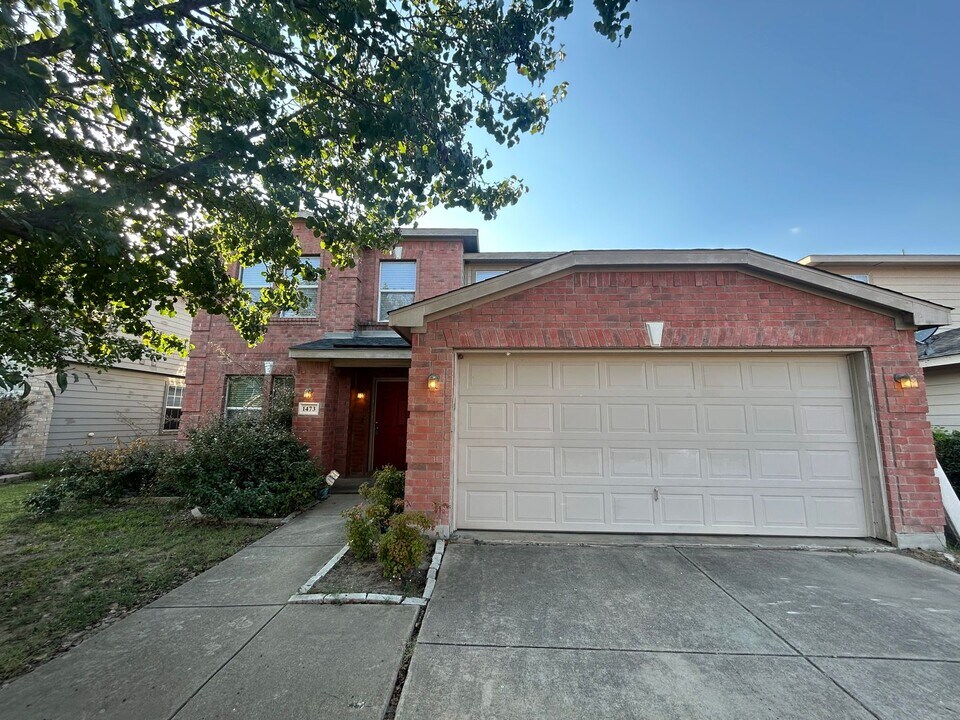 1473 Mission Hills Ln in Dallas, TX - Building Photo