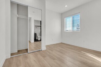 1846 S Curson Ave in Los Angeles, CA - Building Photo - Building Photo