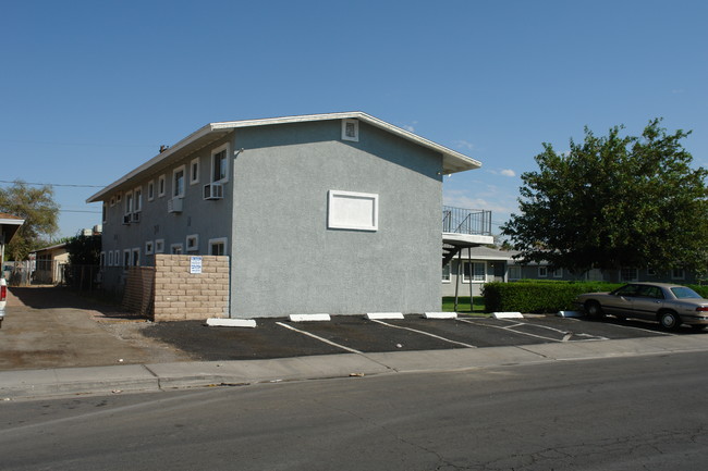 Thomas Apartments in North Las Vegas, NV - Foto de edificio - Building Photo