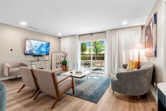 907 Chiswick Dr in Austin, TX - Building Photo - Building Photo