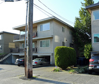 1423 NW 64th St in Seattle, WA - Foto de edificio - Building Photo