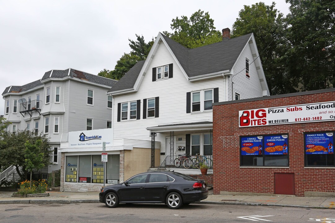 6-8 Walk Hill St in Jamaica Plain, MA - Building Photo